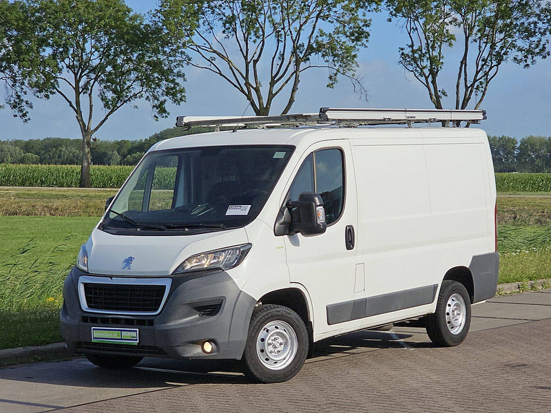Peugeot Boxer 2.0 L1H1 Navi Euro6 AC! - Легковой фургон: фото 2 Peugeot Boxer 2.0 L1H1 Navi Euro6 AC! - Легковой фургон: фото 2