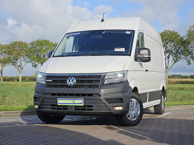 Volkswagen Crafter 35 E-CRAFTER L2H2 - Цельнометаллический фургон, Электрический фургон: фото 1 Volkswagen Crafter 35 E-CRAFTER L2H2 - Цельнометаллический фургон, Электрический фургон: фото 1