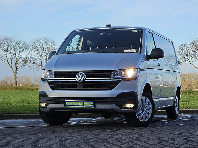 Volkswagen Transporter 2.0 TDI L2H1 Navi Trekhaak - Легковой фургон: фото 1 Volkswagen Transporter 2.0 TDI L2H1 Navi Trekhaak - Легковой фургон: фото 1