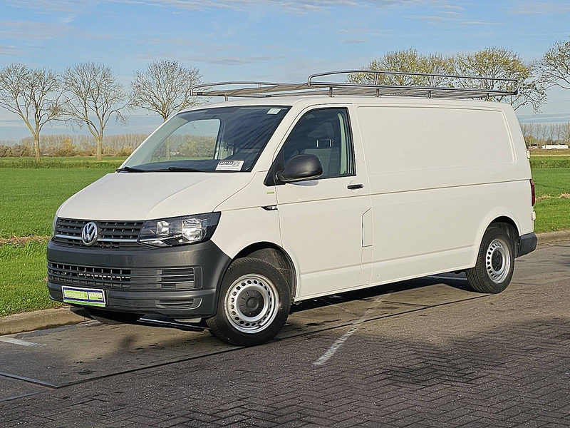 Volkswagen Transporter 2.0 TDI ac lang EURO6 - Легковой фургон: фото 2 Volkswagen Transporter 2.0 TDI ac lang EURO6 - Легковой фургон: фото 2