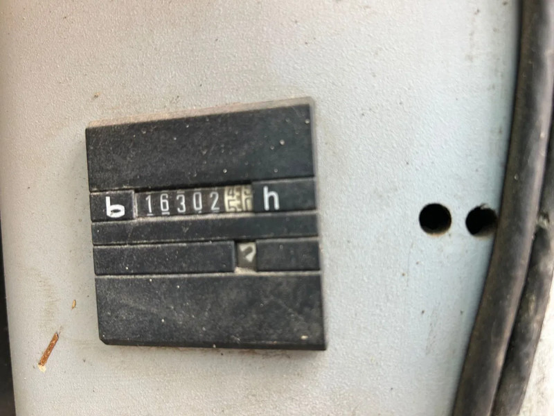 Колёсный экскаватор Atlas 1404: фото 10 Колёсный экскаватор Atlas 1404: фото 10