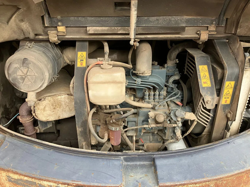 Kubota KX121-3a - Мини-экскаватор: фото 5 Kubota KX121-3a - Мини-экскаватор: фото 5