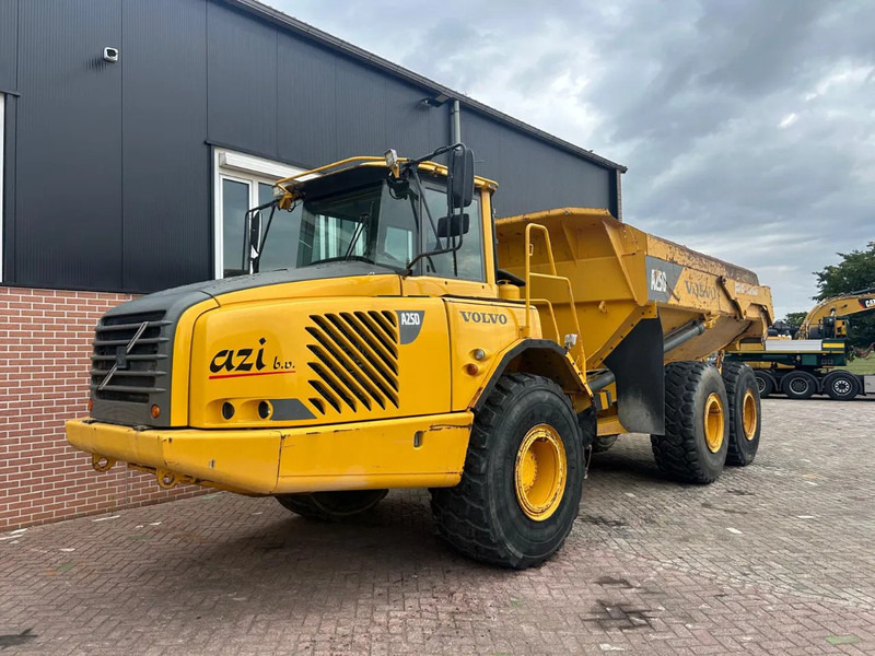 Volvo A25D - Сочленённый самосвал: фото 1 Volvo A25D - Сочленённый самосвал: фото 1