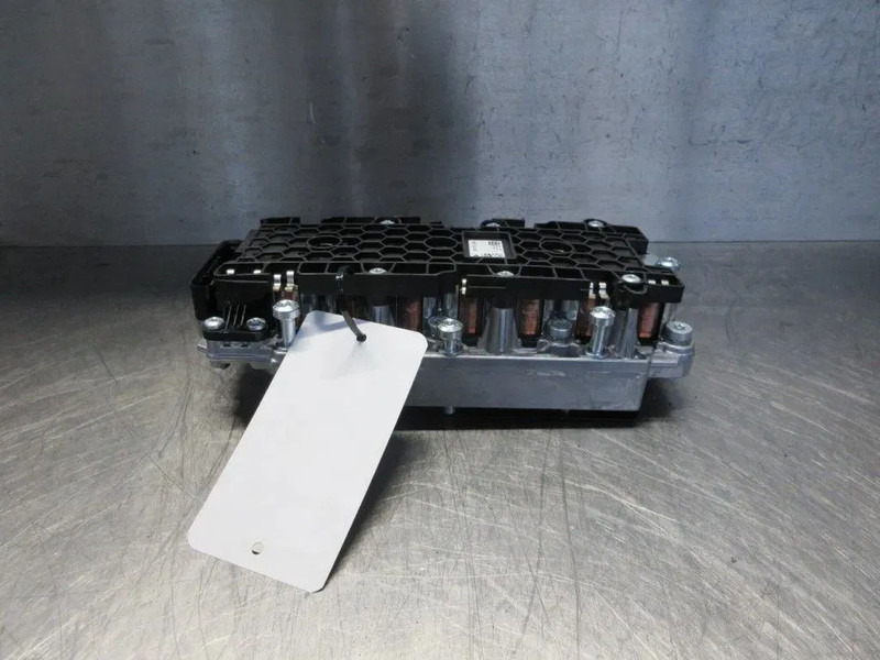 DAF 2425027 // 2396407 VENTIEL BLOK DAF XG XF CF XD NIEUWE & GEBRUIK - Сцепление и запчасти для Грузовиков: фото 3 DAF 2425027 // 2396407 VENTIEL BLOK DAF XG XF CF XD NIEUWE & GEBRUIK - Сцепление и запчасти для Грузовиков: фото 3