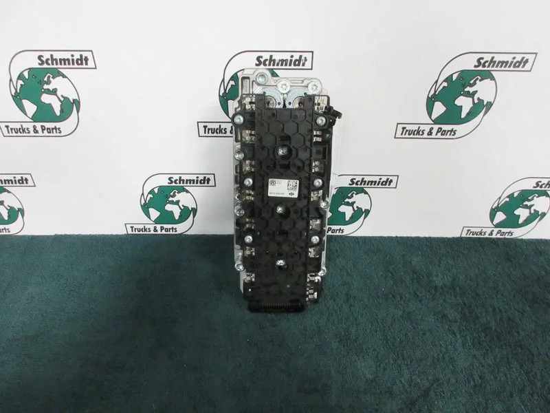 DAF 2425027 // 2396407 VENTIEL BLOK DAF XG XF CF XD NIEUWE & GEBRUIK - Сцепление и запчасти для Грузовиков: фото 5 DAF 2425027 // 2396407 VENTIEL BLOK DAF XG XF CF XD NIEUWE & GEBRUIK - Сцепление и запчасти для Грузовиков: фото 5