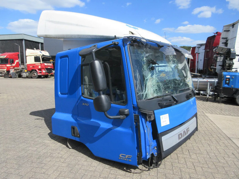 DAF DAF CF 370 CABINE VOOR DE ONDERDELEN DONOR !! SLOOP - Кабина и интерьер для Грузовиков: фото 2 DAF DAF CF 370 CABINE VOOR DE ONDERDELEN DONOR !! SLOOP - Кабина и интерьер для Грузовиков: фото 2