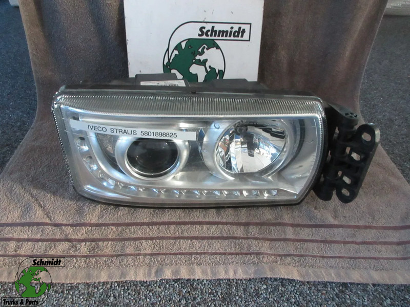 Iveco 5801898825 KOPLAMP HI WAY EURO 6 RECHTS KANT - Передняя фара для Грузовиков: фото 1 Iveco 5801898825 KOPLAMP HI WAY EURO 6 RECHTS KANT - Передняя фара для Грузовиков: фото 1