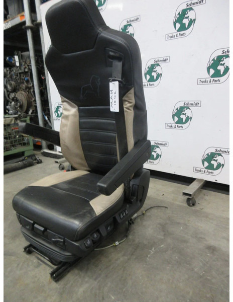 MAN 81.62307-6531 LEEREN STOEL MAN 18.500 MODEL 2020 - Сиденье для Грузовиков: фото 3 MAN 81.62307-6531 LEEREN STOEL MAN 18.500 MODEL 2020 - Сиденье для Грузовиков: фото 3