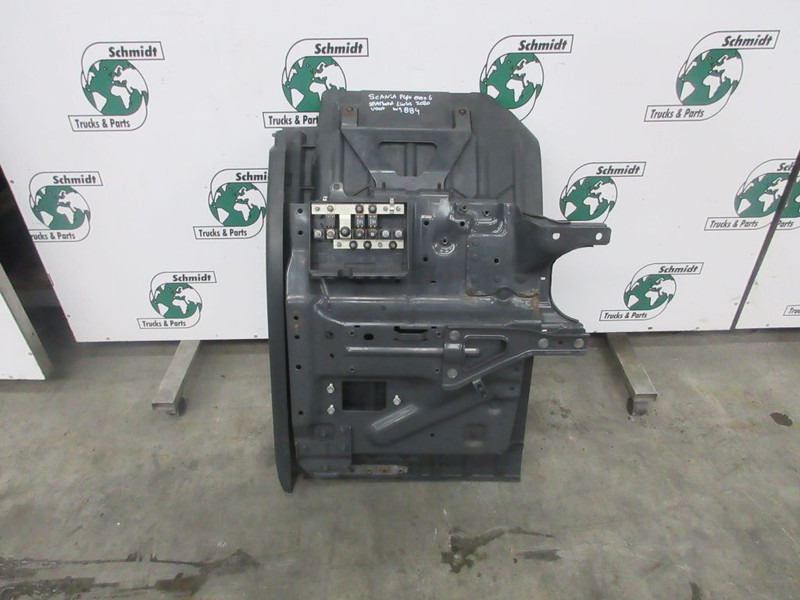 Scania 2602065/2589271/2670805 SPATBORD VOOR EN ACHTER SCANIA P 410 EURO 6 MODEL 2020 - Кузов и экстерьер для Грузовиков: фото 3 Scania 2602065/2589271/2670805 SPATBORD VOOR EN ACHTER SCANIA P 410 EURO 6 MODEL 2020 - Кузов и экстерьер для Грузовиков: фото 3