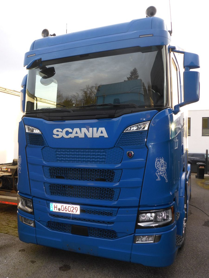 Scania S500 1. Hand+Top+GGVS/ADR+WIE NEU - Тягач: фото 1 Scania S500 1. Hand+Top+GGVS/ADR+WIE NEU - Тягач: фото 1