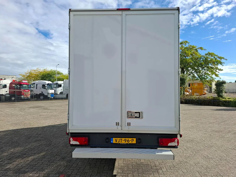 Mercedes-Benz Sprinter 516 CDI / DOUBLE AIR REAR / CLEAN NL VAN / TUV:19-03-2026 / MBUX / NAVI / KEYLESS START / DAB RADIO / 3SEATS / AUTOMATIC / 2021 - Цельнометаллический фургон: фото 4 Mercedes-Benz Sprinter 516 CDI / DOUBLE AIR REAR / CLEAN NL VAN / TUV:19-03-2026 / MBUX / NAVI / KEYLESS START / DAB RADIO / 3SEATS / AUTOMATIC / 2021 - Цельнометаллический фургон: фото 4