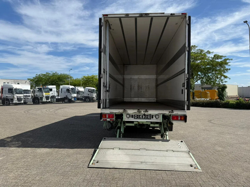 Scania R450 / RETARDER / ISOLATED GERMAN FLOWER COMBI / THROUGH-LOADING SYSTEM / SMART TACHO / 2XPLATFORM / LIFT+LENKACHSE / LWDS / EUR - Рефрижератор: фото 5 Scania R450 / RETARDER / ISOLATED GERMAN FLOWER COMBI / THROUGH-LOADING SYSTEM / SMART TACHO / 2XPLATFORM / LIFT+LENKACHSE / LWDS / EUR - Рефрижератор: фото 5