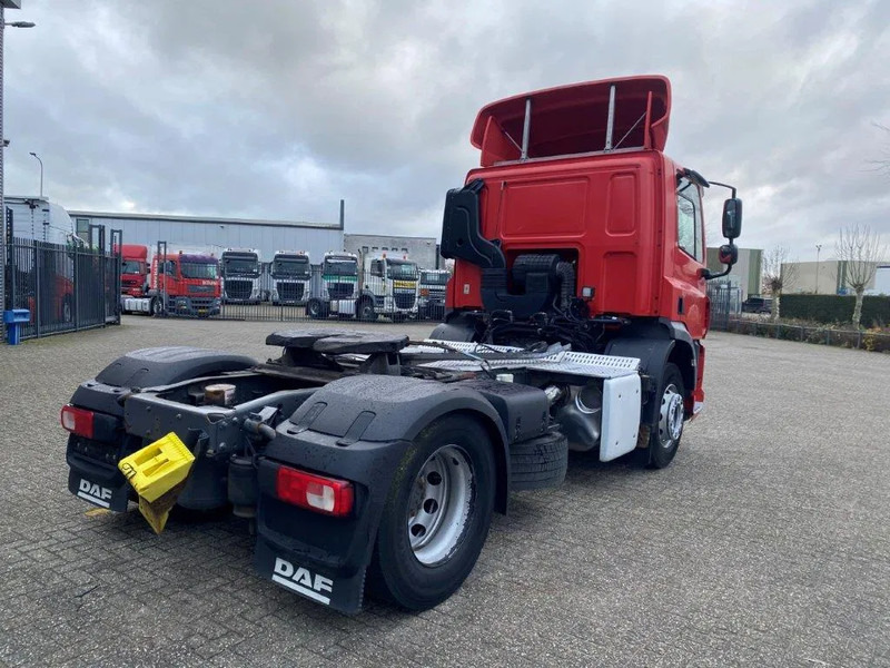 DAF CF400 / GERMAN TRUCK / DEB / ACC / LWDS / AIRCO / ONLY: 557995 KM / AUTOMATIC / EURO-6 / 2016 - Тягач: фото 5 DAF CF400 / GERMAN TRUCK / DEB / ACC / LWDS / AIRCO / ONLY: 557995 KM / AUTOMATIC / EURO-6 / 2016 - Тягач: фото 5