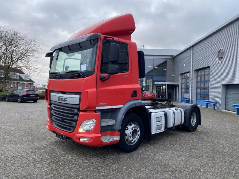 DAF CF400 / GERMAN TRUCK / DEB / ACC / LWDS / AIRCO / ONLY: 557995 KM / AUTOMATIC / EURO-6 / 2016 - Тягач: фото 1 DAF CF400 / GERMAN TRUCK / DEB / ACC / LWDS / AIRCO / ONLY: 557995 KM / AUTOMATIC / EURO-6 / 2016 - Тягач: фото 1