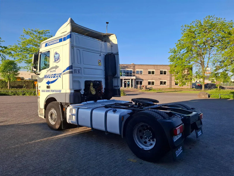 DAF XF106-460 / INTARDER / DEB / MANUAL / AIRCO / CLEAN TRUCK / EURO-6 / 2014 - Тягач: фото 3 DAF XF106-460 / INTARDER / DEB / MANUAL / AIRCO / CLEAN TRUCK / EURO-6 / 2014 - Тягач: фото 3