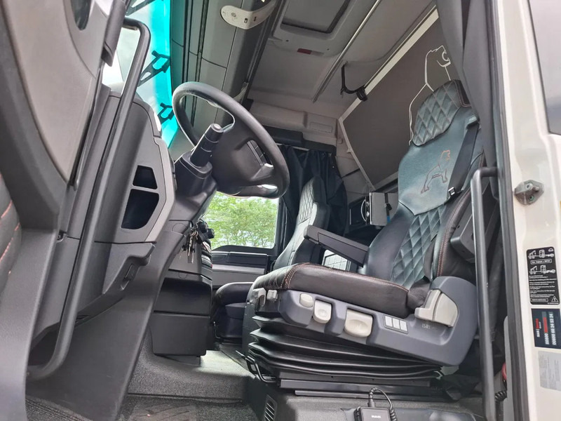 Тягач MAN TGX 18.440 / NL TRUCK / TUV:20-02-2026 / DOUBLE TANK / NAVI / FRIDGE / MICROWAVE / ACC / LWDS / AUTOMATIC / EURO-6 / 2016: фото 12