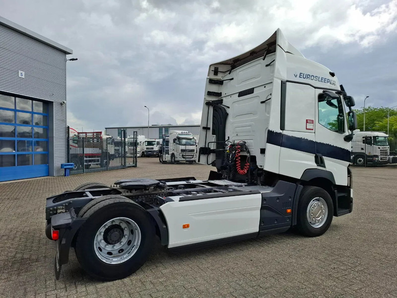 Renault T460 Comfort / CLEAN NL TRUCK / TUV:12-02-2026 / DOUBLE TANK / ACC / LWDS / FRIDGE / 2XBED / AUTOMATIC / EURO-6 / 2019 - Тягач: фото 5 Renault T460 Comfort / CLEAN NL TRUCK / TUV:12-02-2026 / DOUBLE TANK / ACC / LWDS / FRIDGE / 2XBED / AUTOMATIC / EURO-6 / 2019 - Тягач: фото 5