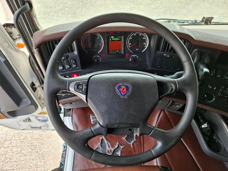Тягач Scania R560 V8 / BOOGIE / HYDRAULICS / FULL-AIR / AUTOMATIC / EURO-5 / 2012: фото 16