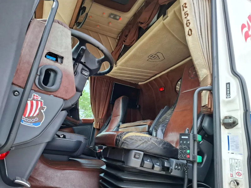 Тягач Scania R560 V8 / BOOGIE / HYDRAULICS / FULL-AIR / AUTOMATIC / EURO-5 / 2012: фото 13
