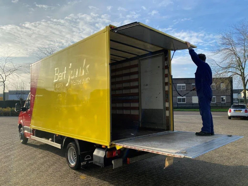 Volkswagen Crafter / NL VAN / PLATFORM / DOUBLE AIR REAR / TEMPOMAAT / AIRCO / ONLY:228596 KM / MANUAL / EURO- / 2015 - Цельнометаллический фургон: фото 4 Volkswagen Crafter / NL VAN / PLATFORM / DOUBLE AIR REAR / TEMPOMAAT / AIRCO / ONLY:228596 KM / MANUAL / EURO- / 2015 - Цельнометаллический фургон: фото 4