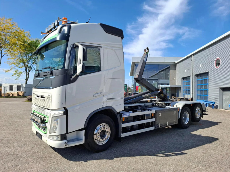 Volvo FH4-500 / VEB+ / HOOK 22 TON / LIFT+LENKACHSE / TUV:02-02-2026 / FULL-AIR / LWDS / NAVI / ALCOA / AUTOMATIC / EURO-6 / 2017 - Крюковой мультилифт: фото 2 Volvo FH4-500 / VEB+ / HOOK 22 TON / LIFT+LENKACHSE / TUV:02-02-2026 / FULL-AIR / LWDS / NAVI / ALCOA / AUTOMATIC / EURO-6 / 2017 - Крюковой мультилифт: фото 2