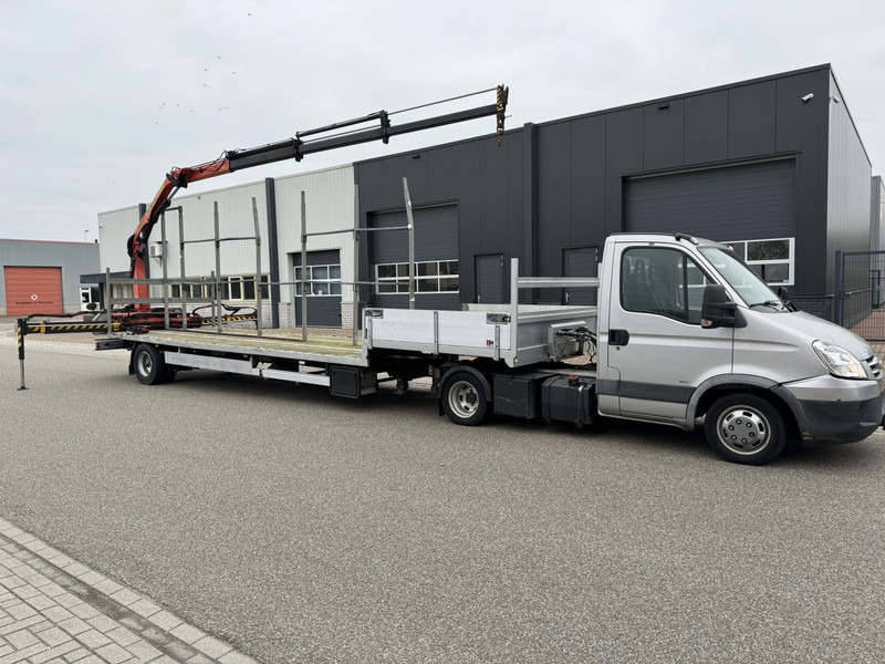 Iveco 35C180 Tracon with Palfinger PK4501 - 3, Remote - Тягач: фото 1 Iveco 35C180 Tracon with Palfinger PK4501 - 3, Remote - Тягач: фото 1