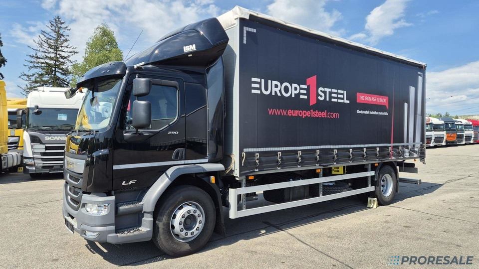 DAF LF 290 FA Sleeper Cab EURO 6 - valník s plachtou - Тентованный грузовик: фото 2 DAF LF 290 FA Sleeper Cab EURO 6 - valník s plachtou - Тентованный грузовик: фото 2