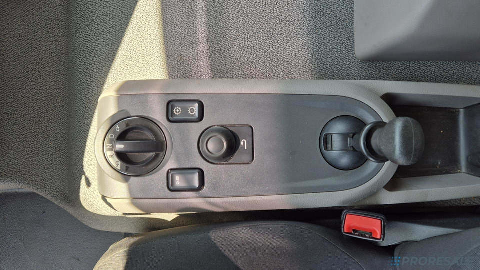 DAF LF 290 FA Sleeper Cab EURO 6 - valník s plachtou в лизинг DAF LF 290 FA Sleeper Cab EURO 6 - valník s plachtou: фото 8