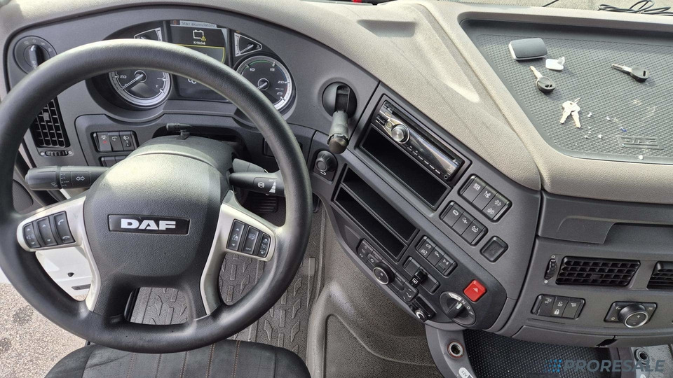 DAF XF 450 FT LOW DECK SSC EURO 6 - Тягач: фото 4 DAF XF 450 FT LOW DECK SSC EURO 6 - Тягач: фото 4