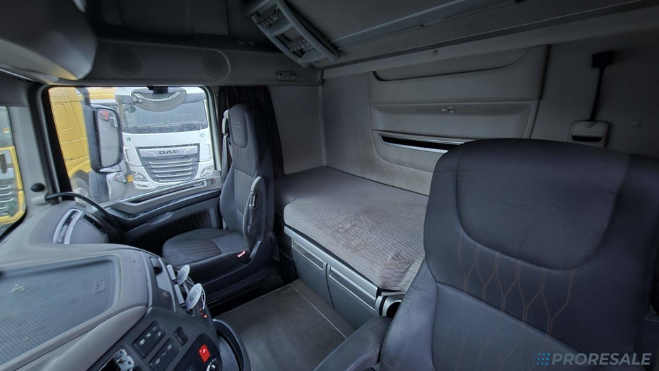 DAF XF 450 FT LOW DECK SSC EURO 6 - Тягач: фото 5 DAF XF 450 FT LOW DECK SSC EURO 6 - Тягач: фото 5