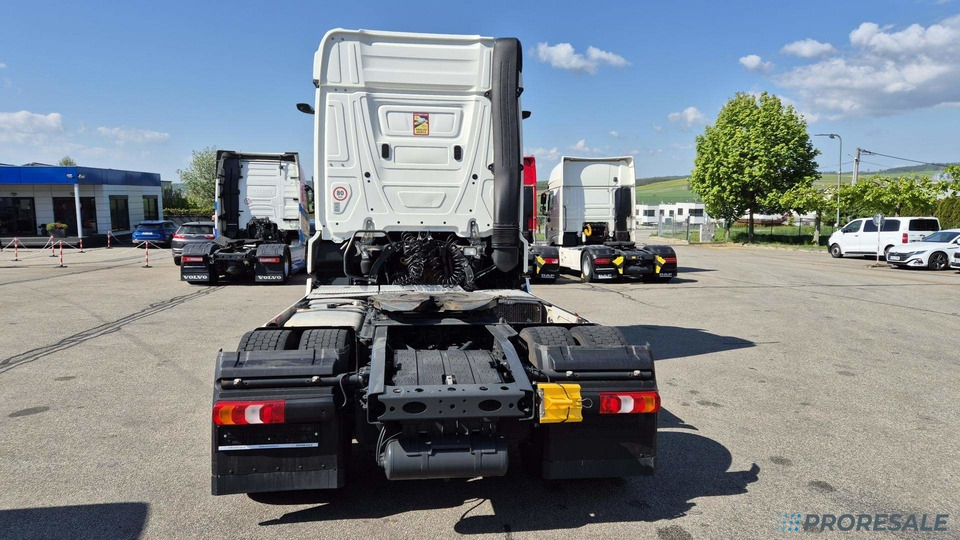 MERCEDES-BENZ ACTROS 1845 GIGA SPACE EURO 6 - Тягач: фото 3 MERCEDES-BENZ ACTROS 1845 GIGA SPACE EURO 6 - Тягач: фото 3