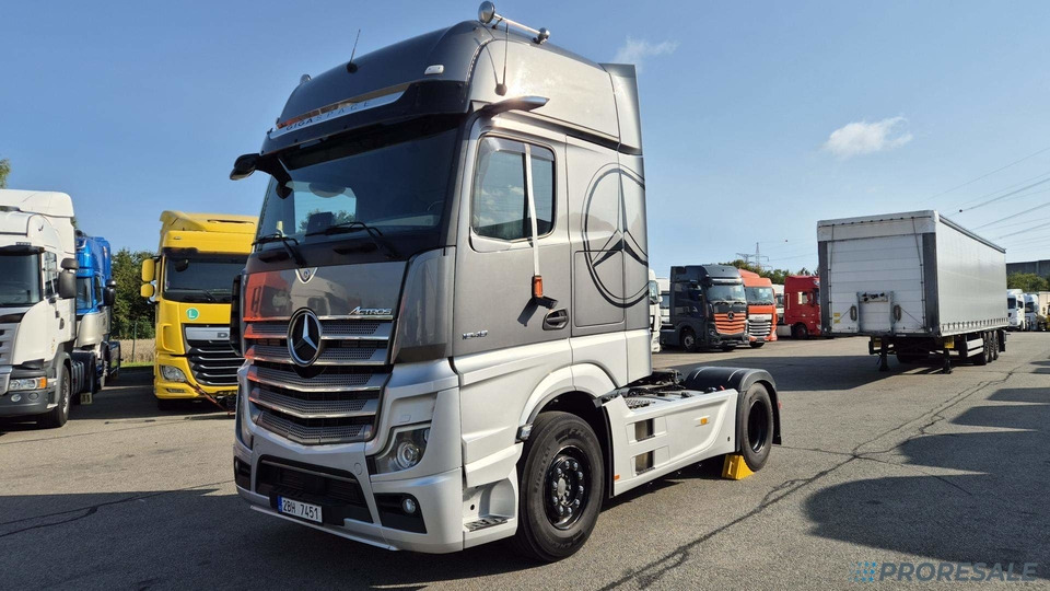 MERCEDES-BENZ ACTROS 1845 LS GIGA SPACE EURO 6 - Тягач: фото 2 MERCEDES-BENZ ACTROS 1845 LS GIGA SPACE EURO 6 - Тягач: фото 2