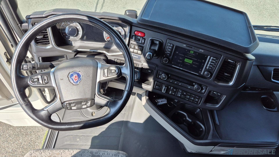 SCANIA S500 N323 NGS TOP LINE LOW DECK EURO 6 - Тягач: фото 4 SCANIA S500 N323 NGS TOP LINE LOW DECK EURO 6 - Тягач: фото 4
