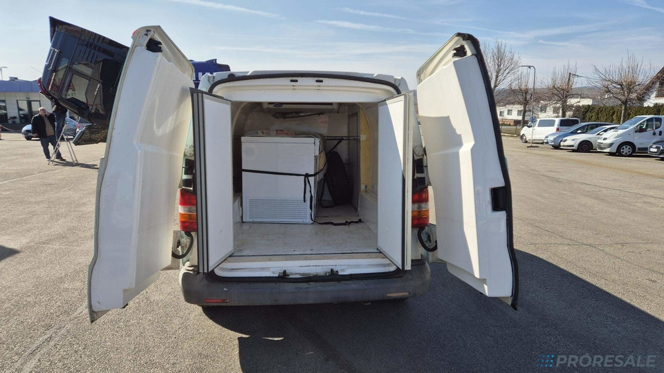 VOLKSWAGEN TRANSPORTER 2.5 TDi - nová mrazírenská vestavba + CARRIER XARIOS 230/12 V - vadný motor в лизинг VOLKSWAGEN TRANSPORTER 2.5 TDi - nová mrazírenská vestavba + CARRIER XARIOS 230/12 V - vadný motor: фото 6 VOLKSWAGEN TRANSPORTER 2.5 TDi - nová mrazírenská vestavba + CARRIER XARIOS 230/12 V - vadný motor в лизинг VOLKSWAGEN TRANSPORTER 2.5 TDi - nová mrazírenská vestavba + CARRIER XARIOS 230/12 V - vadný motor: фото 6