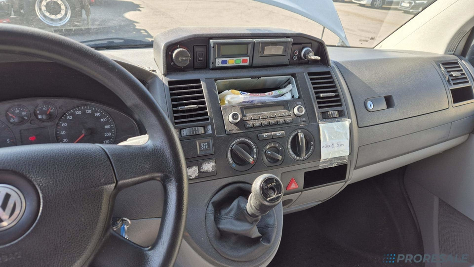 VOLKSWAGEN TRANSPORTER 2.5 TDi - nová mrazírenská vestavba + CARRIER XARIOS 230/12 V - vadný motor в лизинг VOLKSWAGEN TRANSPORTER 2.5 TDi - nová mrazírenská vestavba + CARRIER XARIOS 230/12 V - vadný motor: фото 10 VOLKSWAGEN TRANSPORTER 2.5 TDi - nová mrazírenská vestavba + CARRIER XARIOS 230/12 V - vadný motor в лизинг VOLKSWAGEN TRANSPORTER 2.5 TDi - nová mrazírenská vestavba + CARRIER XARIOS 230/12 V - vadný motor: фото 10
