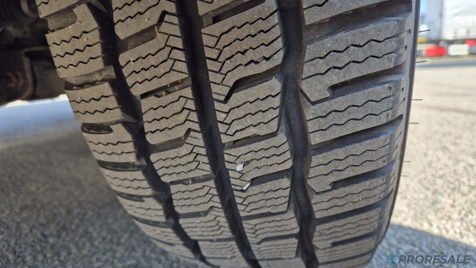 VOLKSWAGEN TRANSPORTER 2.5 TDi - nová mrazírenská vestavba + CARRIER XARIOS 230/12 V - vadný motor в лизинг VOLKSWAGEN TRANSPORTER 2.5 TDi - nová mrazírenská vestavba + CARRIER XARIOS 230/12 V - vadný motor: фото 14 VOLKSWAGEN TRANSPORTER 2.5 TDi - nová mrazírenská vestavba + CARRIER XARIOS 230/12 V - vadný motor в лизинг VOLKSWAGEN TRANSPORTER 2.5 TDi - nová mrazírenská vestavba + CARRIER XARIOS 230/12 V - vadný motor: фото 14