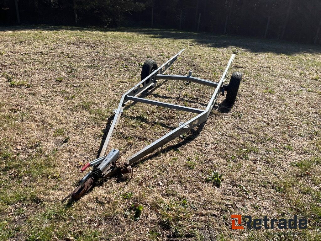 Biltrailer Undervogn - Прицеп для легкового автомобиля: фото 1 Biltrailer Undervogn - Прицеп для легкового автомобиля: фото 1