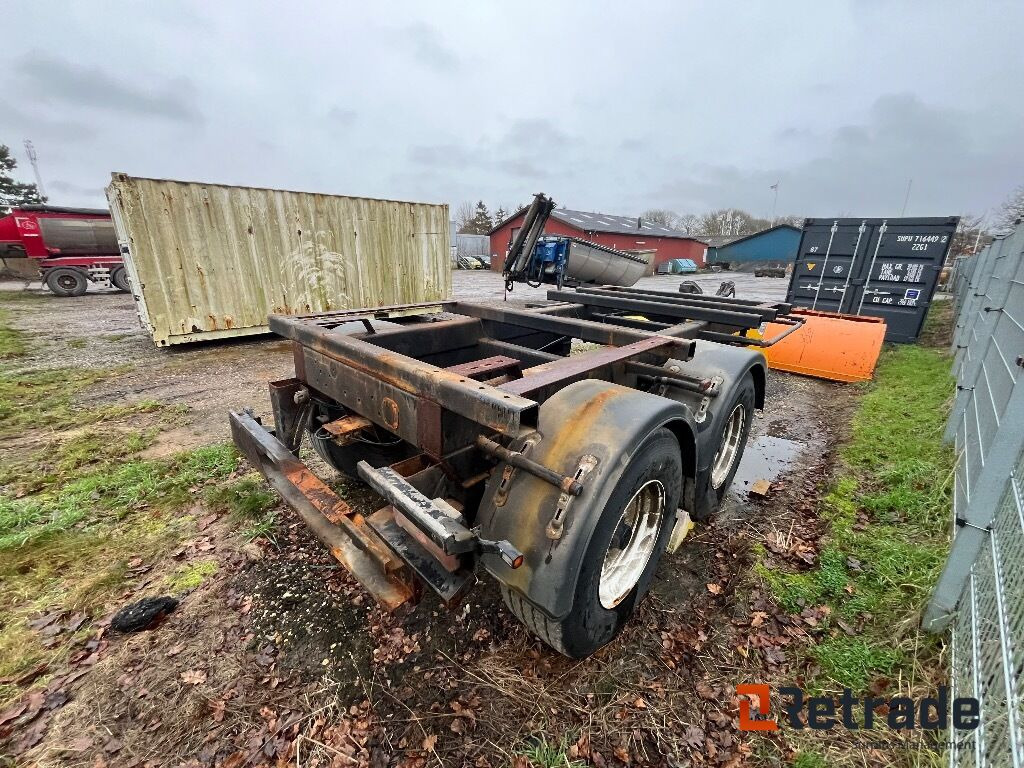 HUMMEL traktortrailer totalvægt 17.450 kg. Egenvægt 2.450 kg. - Шасси прицеп: фото 3 HUMMEL traktortrailer totalvægt 17.450 kg. Egenvægt 2.450 kg. - Шасси прицеп: фото 3