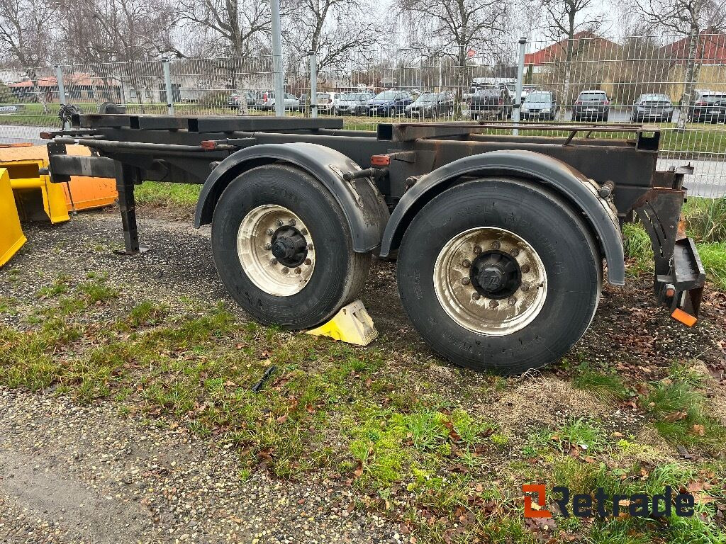 HUMMEL traktortrailer totalvægt 17.450 kg. Egenvægt 2.450 kg. - Шасси прицеп: фото 4 HUMMEL traktortrailer totalvægt 17.450 kg. Egenvægt 2.450 kg. - Шасси прицеп: фото 4