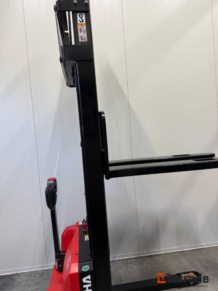 Hangcha A12 elektrisk pallestabler - Строительное оборудование: фото 2 Hangcha A12 elektrisk pallestabler - Строительное оборудование: фото 2