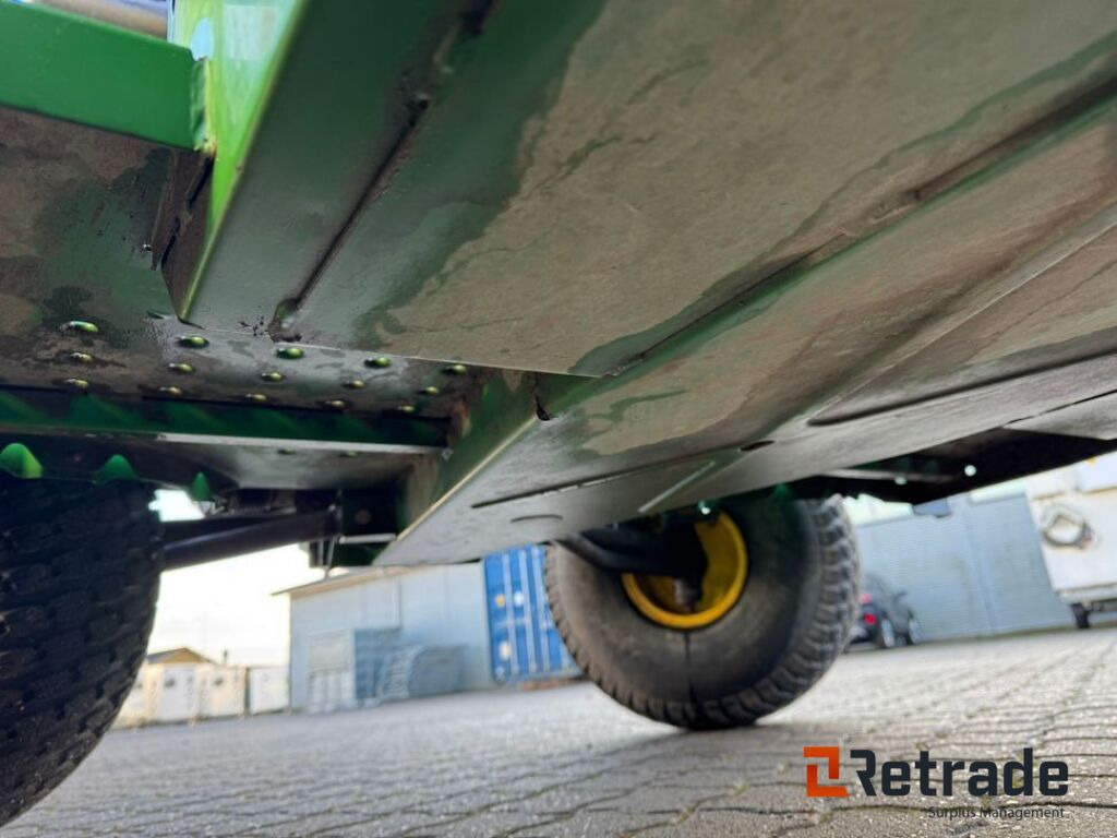 Квадроцикл John Deere TS 4x2 Gator (A0025183): фото 47 Квадроцикл John Deere TS 4x2 Gator (A0025183): фото 47