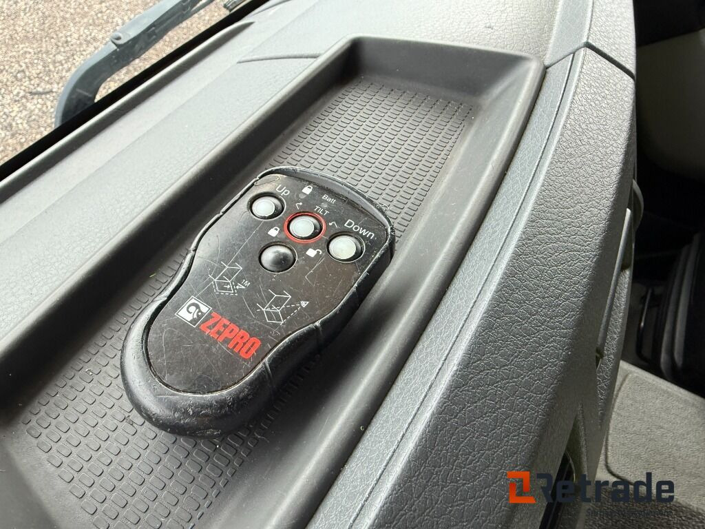 Грузовик с закрытым кузовом Lastbil VOLVO FE: фото 11