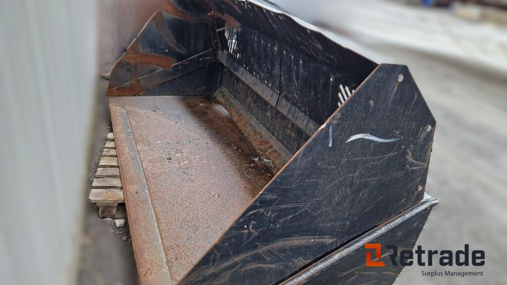 Planeringskuffe med snøkarmer - Строительное оборудование: фото 1 Planeringskuffe med snøkarmer - Строительное оборудование: фото 1