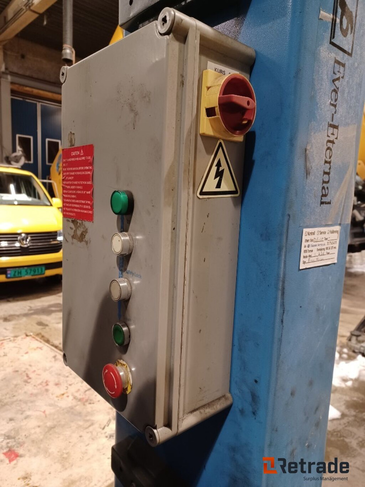 Промышленное оборудование Verkstedutstyr Løftebukk EAE EE-6215E: фото 6 Промышленное оборудование Verkstedutstyr Løftebukk EAE EE-6215E: фото 6