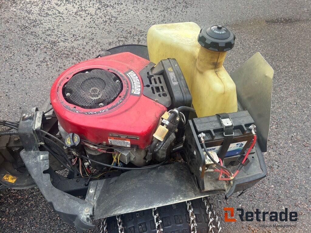 Сельскохозяйственная техника Gräsklippare Stiga Park Jubilee med snöslunga: фото 21 Сельскохозяйственная техника Gräsklippare Stiga Park Jubilee med snöslunga: фото 21