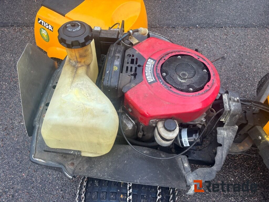 Сельскохозяйственная техника Gräsklippare Stiga Park Jubilee med snöslunga: фото 24 Сельскохозяйственная техника Gräsklippare Stiga Park Jubilee med snöslunga: фото 24