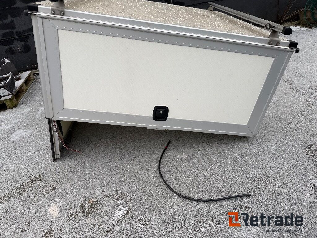 Skåp till Toyota Hilux - Кузов и экстерьер для Пикапов: фото 1 Skåp till Toyota Hilux - Кузов и экстерьер для Пикапов: фото 1