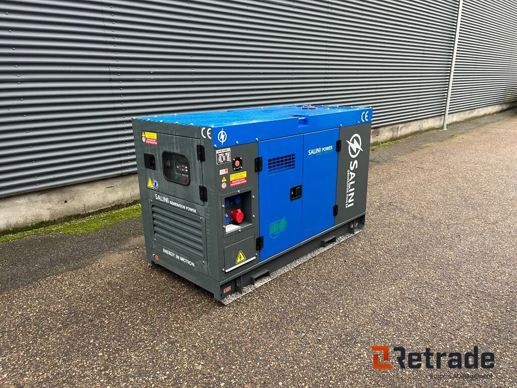 Generator SALANI Power Energi Diesel Generator - VG - R30 37,5 KVA - 33 KW - Строительная техника: фото 1 Generator SALANI Power Energi Diesel Generator - VG - R30 37,5 KVA - 33 KW - Строительная техника: фото 1