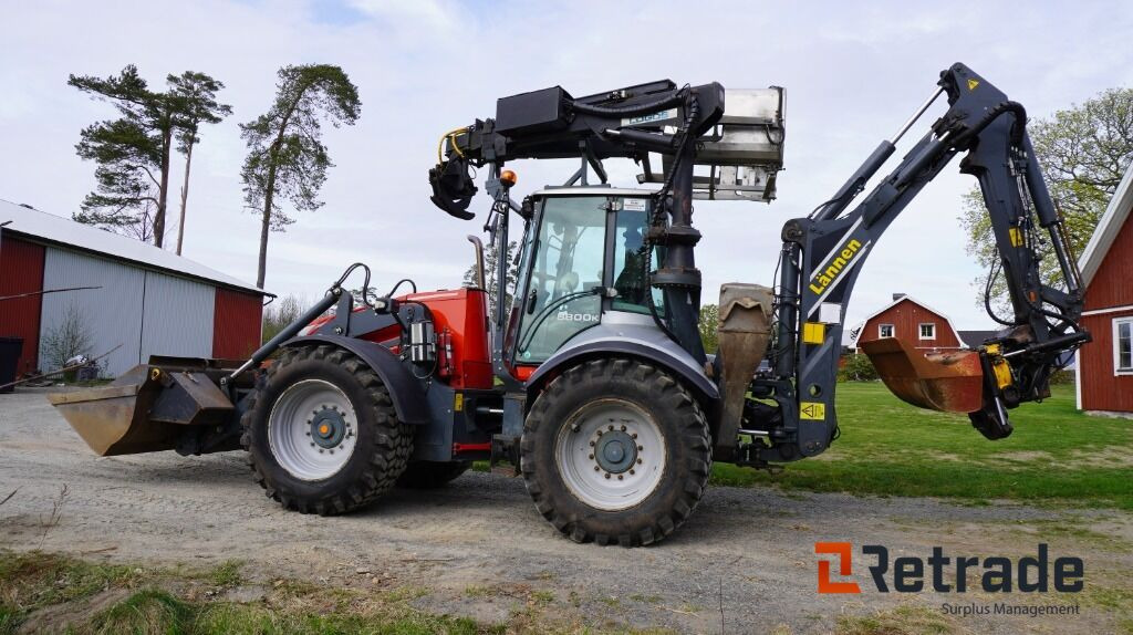 Traktorgrävare Lännen 8800 K Loggoslift - Экскаватор-погрузчик: фото 1 Traktorgrävare Lännen 8800 K Loggoslift - Экскаватор-погрузчик: фото 1
