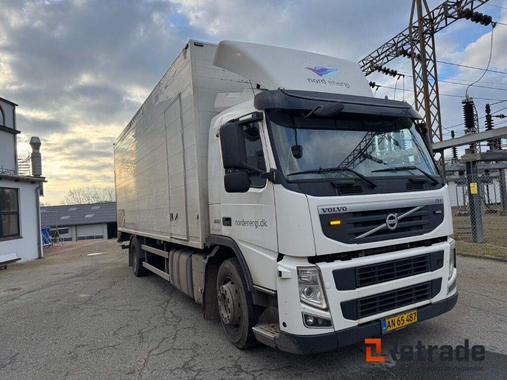 VOLVO FM 330 4X2 - Грузовик с закрытым кузовом: фото 2 VOLVO FM 330 4X2 - Грузовик с закрытым кузовом: фото 2